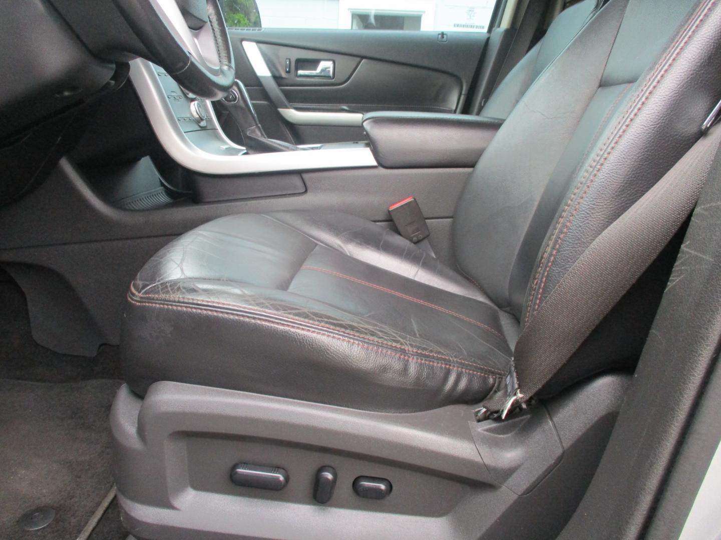 2013 SILVER Ford Edge (2FMDK4JC0DB) , AUTOMATIC transmission, located at 540a Delsea Drive, Sewell, NJ, 08080, (856) 589-6888, 39.752560, -75.111206 - Photo#12